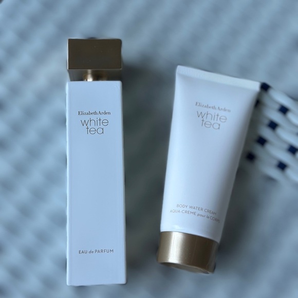 NEW Elizabeth Arden 2-Pc. White Tea Gift Set - Picture 8 of 8